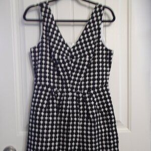 Ladies black/white summer dress